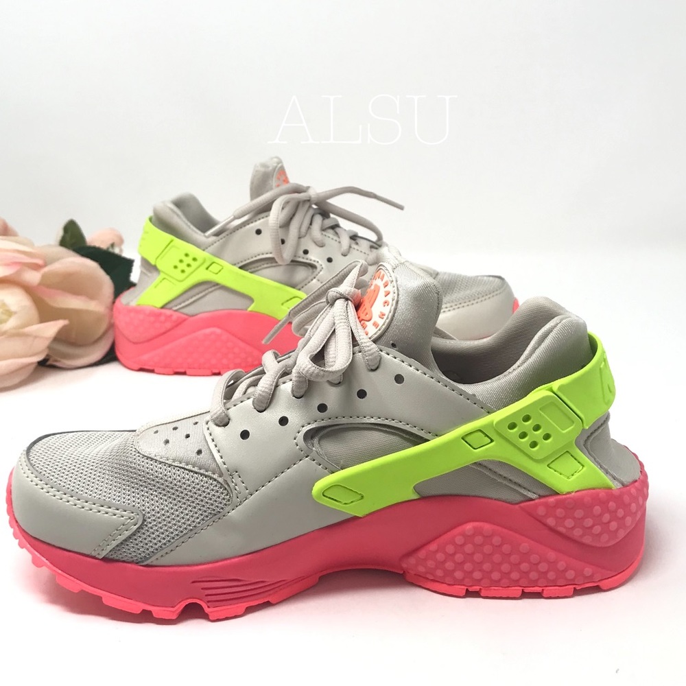 Nike Air Huarache Run Desert Sand W AUTHENTIC - Picture 4 of 8